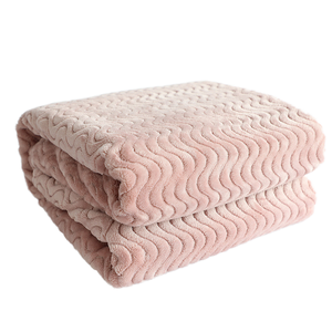 Manta de Lana Jacquard con Diseño de Tartán, Súper Suave, 100% Poliéster, Tejida en Estilo Liso, Tamaño para Viaje, Hecha en India por Avior - Product Image 2