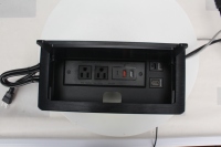 Boîtier de connectivité de table, argenté, 2 prises standard allemandes, 2 USB-A, 1 Type-C, port réseau RJ45, HDMI noir