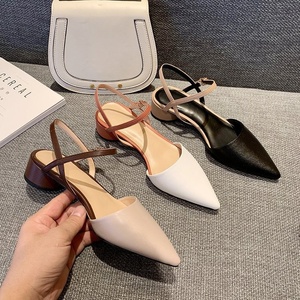 Nouvelles sandales à talon compensé mi-haut à bout pointu et fermé, style européen et américain, à bride unique, collection printemps 2025 – Vente en gros - Product Image 3