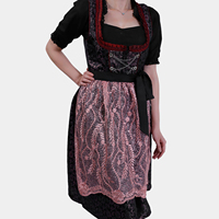 Robe traditionnelle Dirndl pour femme, noire et rouge, avec tablier en dentelle, corsage ajusté, longueur genou, coupe trapèze, ensemble vintage pour festival