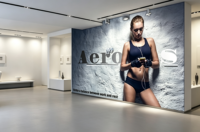Papier peint mural 3D personnalisé pour salle de sport, motif fille sportive, pour fond de réception, décoration murale commerciale, revêtement mural pour salle de sport