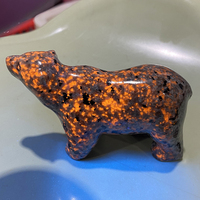 Figurine d'ours polaire en pierre naturelle (Yooperlite) de 8 cm, sculptée, réactive aux UV, pour la décoration intérieure