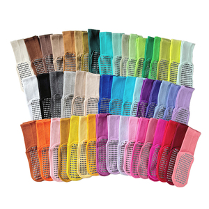 Chaussettes de yoga antidérapantes, couleur unie, longueur cheville, coton et élasthanne, respirantes, antidérapantes, pour femmes et hommes, fitness, exercice, printemps - Product Image 2