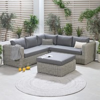 Wasserdichtes Gartenmöbel-Set aus Polyrattan für Hotels: Robustes Outdoor-Lounge-Sofa mit Ottoman