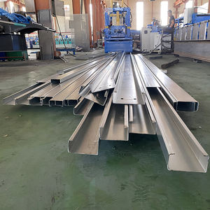 Le Purlin en forme de canal en acier galvanisé automatique de haute qualité laminent à froid former la machine - Product Image 2