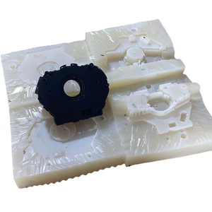 Preço de fábrica Fundição a Vácuo Serviços Prototipagem Rápida Borracha Macia ABS PP PC PMMA PA + GF Molde De Silicone para Fabricação De Plástico - Product Image 1