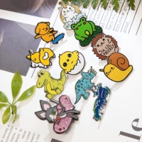 Ensemble de pin's en émail personnalisés motif chat mignon, pin's en émail chat de dessin animé Kawaii pour sacs à dos, vêtements et cadeaux pour les amoureux des animaux, pin's anime personnalisés