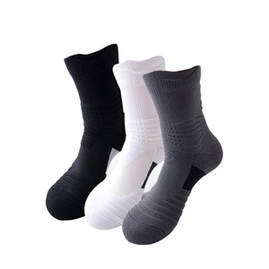 थोक थोक संभ्रांत ठोस रंग स्पिन क्रू बास्केटबॉल टेरी खेल मोजे - Product Image 1