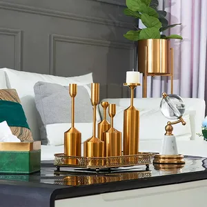 Ensemble de 5 chandeliers hauts rustiques en fer doré pour bougies coniques, style européen - Product Image 4