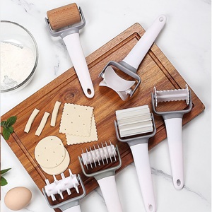Machine à rouler les biscuits personnalisée, type barre à biscuits, découpeuse de pâte, outils de pâtisserie, rouleau à pâte, moule à biscuits antiadhésif - Product Image 4