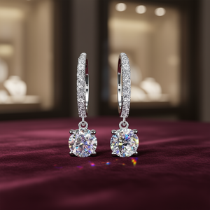 Orecchini in Oro Bianco con Diamanti Taglio Brillante Rotondo Colore D Diamanti Naturali Gioielli Classici da Sposa per Donna - Product Image 2