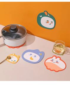 رسوم متحركة رائجة لطيف نمط قواعد أكواب من البلاستيك المطبخ الجدول حصيرة سيليكون منقوشة حصيرة تحديد الموقع - Product Image 4