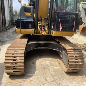 รถขุดไฮดรอลิกแบบตีนตะขาบ 320D 320D2 ขนาด 20 ตัน เครื่องยนต์มอเตอร์แท้จากญี่ปุ่น ปี 2016 ความจุบุ้งกี๋ 1.0 ลูกบาศก์เมตร ปั๊มไฮดรอลิก - Product Image 5