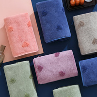 Serviettes de bain en polaire corail multicolores personnalisables, ultra douces, séchage rapide, absorbantes, pour usage domestique, options de logo OEM ODM