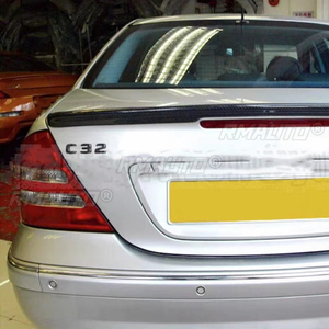 สปอยเลอร์หลังคาร์บอนไฟเบอร์ สำหรับรถยนต์เมอร์เซเดส-เบนซ์ C-Class W203 C180 C200 C260 C320 ปี 2001-2006 รุ่น 4 ประตู - Product Image 6