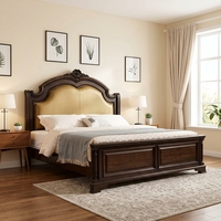 Lit double en chêne massif de style néoclassique américain, 1,8 mètre, avec tête de lit rembourrée en cuir pour chambre principale