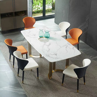 Ensemble de table à manger moderne en marbre artificiel rectangulaire avec base dorée et structure en acier inoxydable pour la salle à manger