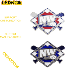 Pins de Solapa Personalizados al por Mayor con Diseño de Glitter Bandits para Intercambio de Insignias de Béisbol - Product Image 5