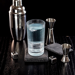 Vasos Altos de Cristal Transparente Grabado, 400 ml, Vasos de Vino Modernos con Nervaduras, Certificación NOVARE LFGB, OEM/ODM - Product Image 4