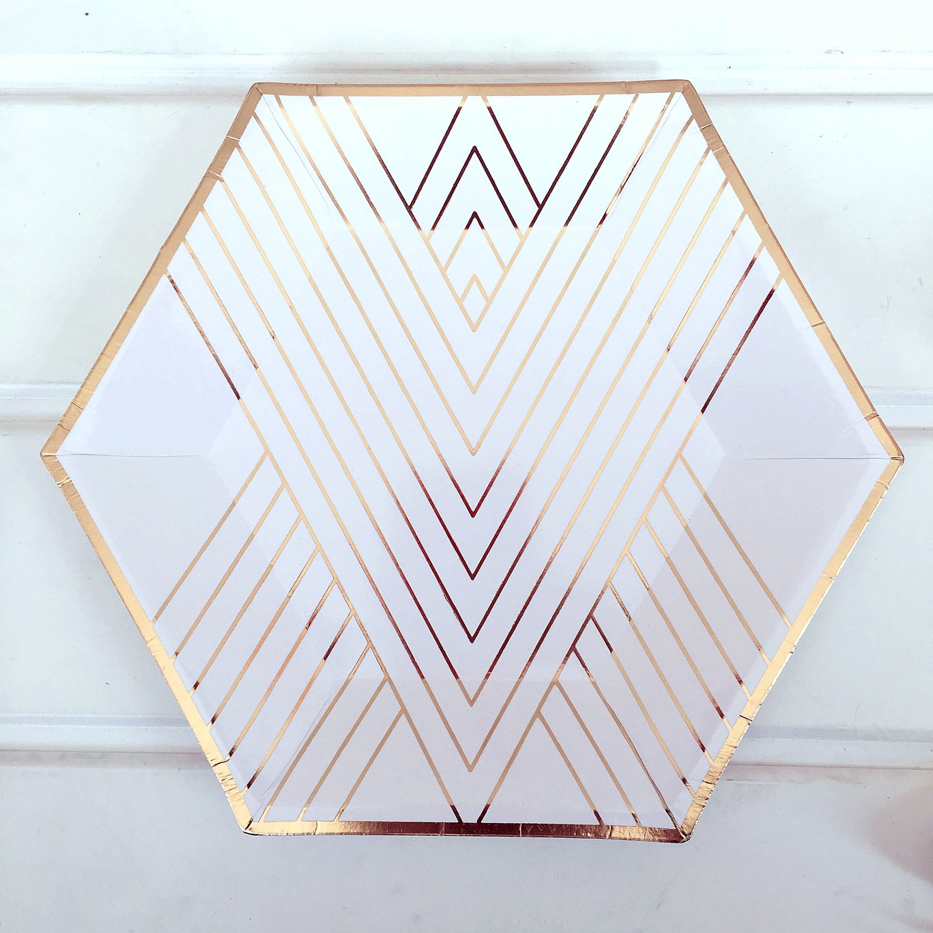 Plates-8pcs de papier hexagonal à rayures en feuille d'or 8 " (22cm)