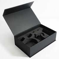 Boîte cadeau rigide magnétique personnalisée, étanche, avec insert en mousse EVA, emballage en papier rigide de luxe, logo embossé en feuille d'or, cosmétique