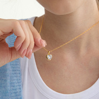 Diversité Zircon Pendentif carré Goutte d'Eau Coeur Forme Ronde Ovale Classique Géométrie Exquis Polyvalent Mode Collier