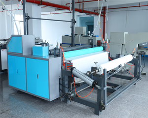 Machine à plier les serviettes hygiéniques entièrement ou semi-automatique à haute efficacité avec PLC et moteur, capacité de production de 220/min - Product Image 2