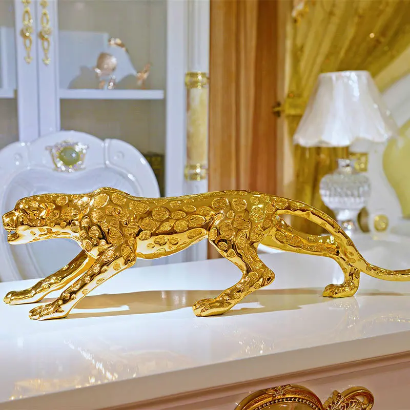 높은 품질 럭셔리 홈 오피스 인테리어 장식 수제 수지 크리 에이 티브 선물 황금 표범 동상 책상