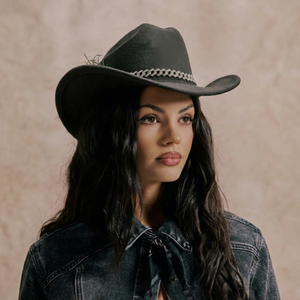 Vintage Black Cowgirl <b>Hat</b> with Chain Decoration for Women Casual Wear Solid Color Nonwoven Felt <b>Western</b> Style Adult <b>Hat</b> - Product Image 1