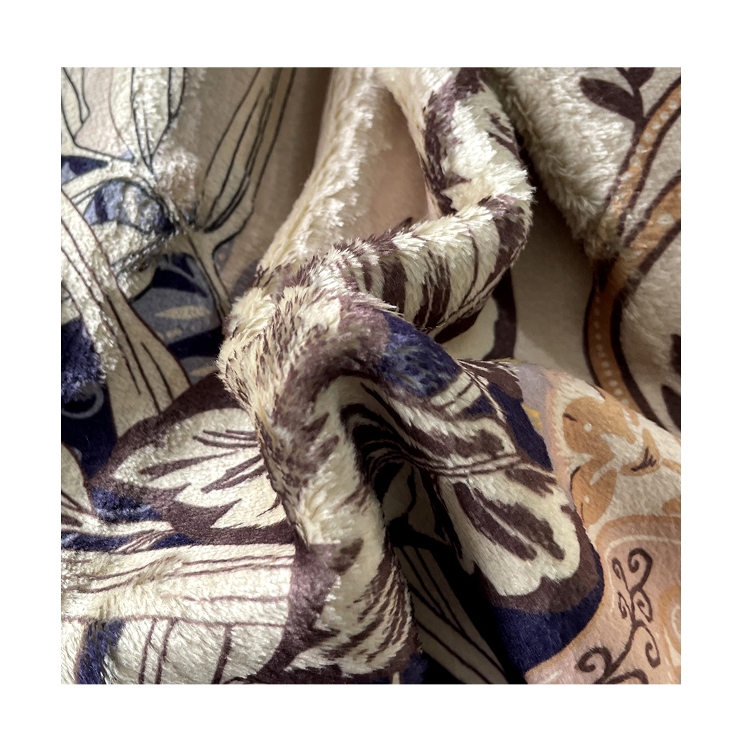 Wholesale custom 100% polyester Super soft coral velvet pajamas children's fabric home textiles
