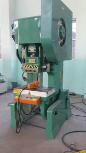 เครื่องกด J23แบบประหลาดพร้อมคลัทช์นิวเมติก - Product Image 2
