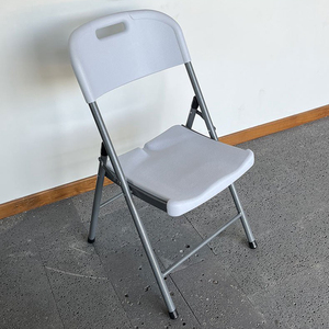 Sedia Pieghevole in Plastica Resistente per Ogni <span class=keywords><strong>Occasione</strong></span>, Design Pieghevole Resistente alle Intemperie per Casa, Ufficio <span class=keywords><strong>e</strong></span> Avventure all'Aperto - Product Image 5