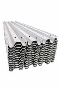 Barrières de circulation conformes aux normes européennes, barrières anti-collision, <span class=keywords><strong>garde</strong></span>-<span class=keywords><strong>corps</strong></span> galvanisé sur mesure, <span class=keywords><strong>garde</strong></span>-<span class=keywords><strong>corps</strong></span> ondulé OEM, fournis par l'usine - Product Image 2