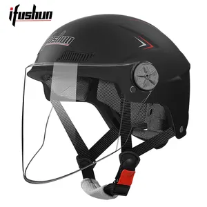 Vente en gros de casques de moto certifiés chinois pour scooters casque de motard classique casquette capacete moto casco de motocross