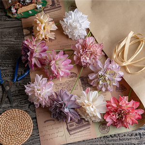 Fleurs artificielles de style Dahlia INS pour la décoration de la maison, mariage, vente en gros, ornementales, fleurs décoratives en soie, vente en gros - Product Image 4
