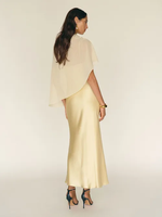 Nuevo Vestido de Satén Color Marfil Elegante para Mujer, con Cuello Asimétrico, Vestido Formal para Invitadas a Fiestas