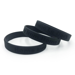 Silikon Özel Logo Baskılı Kabartmalı Yırtılmaz Promosyon Çocuk Renkli Spor Bilekliği Fabrika Özel Tasarım Baskılı - Product Image 4