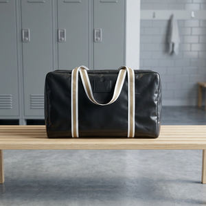 Sac de voyage imperméable en bâche noire et blanche grande capacité avec fermeture éclair pour le sport, le rangement et poignées réglables - Product Image 2