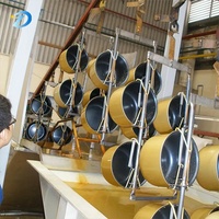 Ligne de revêtement automatique à grande vitesse pour les revêtements antiadhésifs des casseroles, équipement de pulvérisation efficace pour la production en série de casseroles intérieures