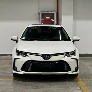 Toyota Corolla Berline Essence Automatique 5 Places avec Caméra Arrière, Modèle d'Exportation, Année 2021-2022, Véhicule d'Occasion, Faible Kilométrage - Product Image 5
