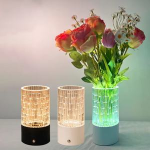 Lámpara de Mesa LED con Cuerpo de Cristal, Diseño Decorativo Moderno, con Forma de Flor Acanalada, Regulable sin Escalonamientos, Recargable por USB, para Mesita de Noche o Escritorio - Product Image 1