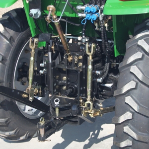 Fabrication en usine de pièces de machines agricoles pour tracteurs 4x4, tracteurs agricoles de petite taille 45HP, 50HP, 55HP - Product Image 4
