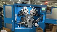 Machine de marquage à chaud entièrement automatique à grande vitesse pour capuchons en plastique et en aluminium, double tête, contrôle servo HMI, 110 pièces/min, rapide