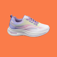 Chaussures de sport coréennes à lacets pour femmes 2025, respirantes, antidérapantes, légères, chaussures de course, augmentant la taille, tendance printemps automne