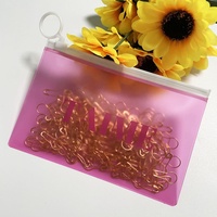 Pochette d'emballage de bijoux imprimée de logo personnalisé petits sacs à zip-lock en plastique transparent givré rose en PVC pour vêtement cosmétique