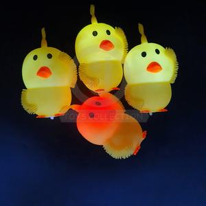 Haute qualité enfants allument TPR presser mignon canards jouets jaune caoutchouc canard jouet 80mm EN71 certifié 3 ans et plus - Product Image 4