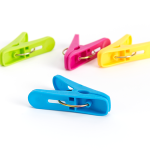 24 Pinzas de Plástico para Ropa, Pinzas de Colores para Tender la Ropa, Pinzas para Colgar Ropa en el Tendedero - Product Image 4