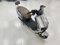Moto électrique pour adultes la plus vendue avec moteur de 1500 W, batterie 72 V 20 A et une autonomie de 60 km/h