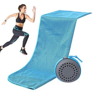 Serviette d'extérieur ronde en silicone enveloppée d'une serviette de glace douce et respirante adaptée au yoga, à la course à pied et à d'autres activités - Product Image 4