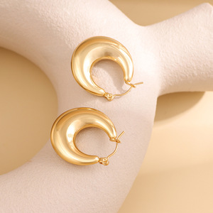 Vente en gros de boucles <span class=keywords><strong>d</strong></span>'oreilles en acier inoxydable, ensemble de boucles <span class=keywords><strong>d</strong></span>'oreilles pour femmes, luxe léger, vintage, haut de gamme, tendance, minimalistes - Product Image 1